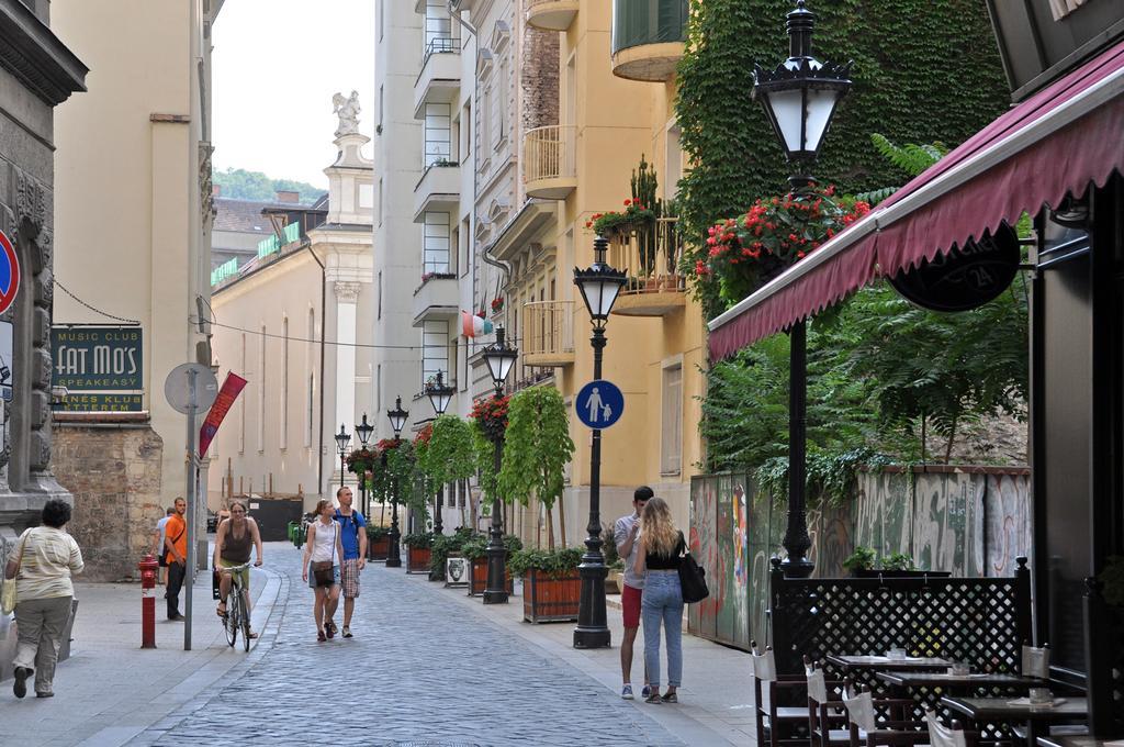 Pesto Hostel Budapeszt Zewnętrze zdjęcie
