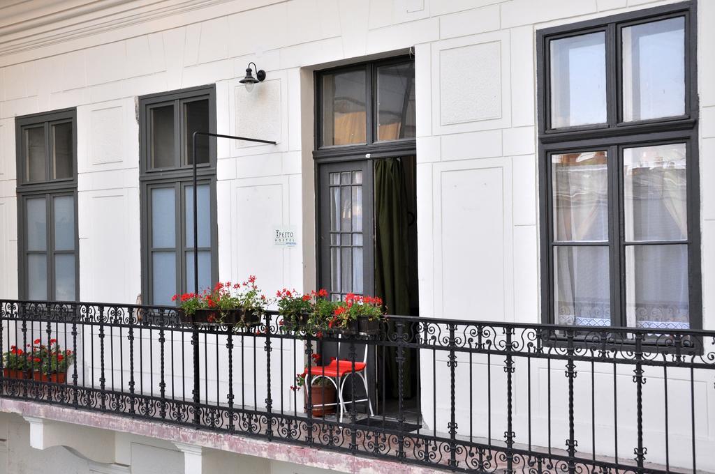 Pesto Hostel Budapeszt Zewnętrze zdjęcie