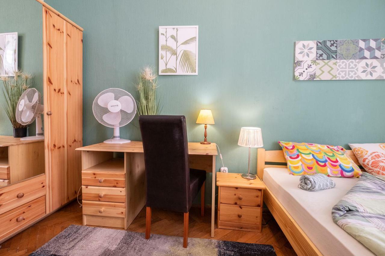 Pesto Hostel Budapeszt Zewnętrze zdjęcie