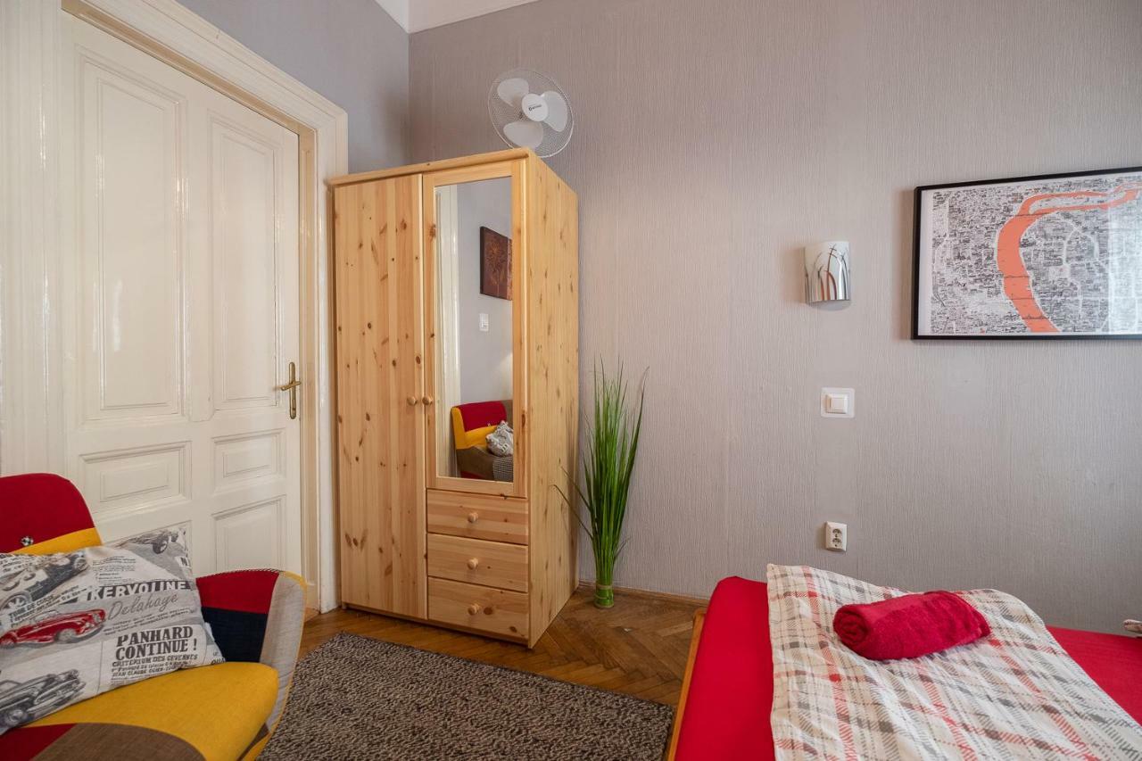Pesto Hostel Budapeszt Zewnętrze zdjęcie