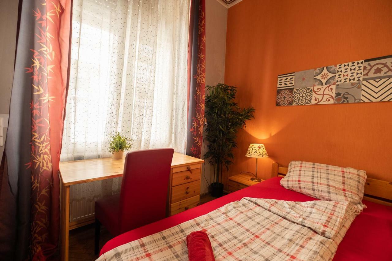 Pesto Hostel Budapeszt Zewnętrze zdjęcie
