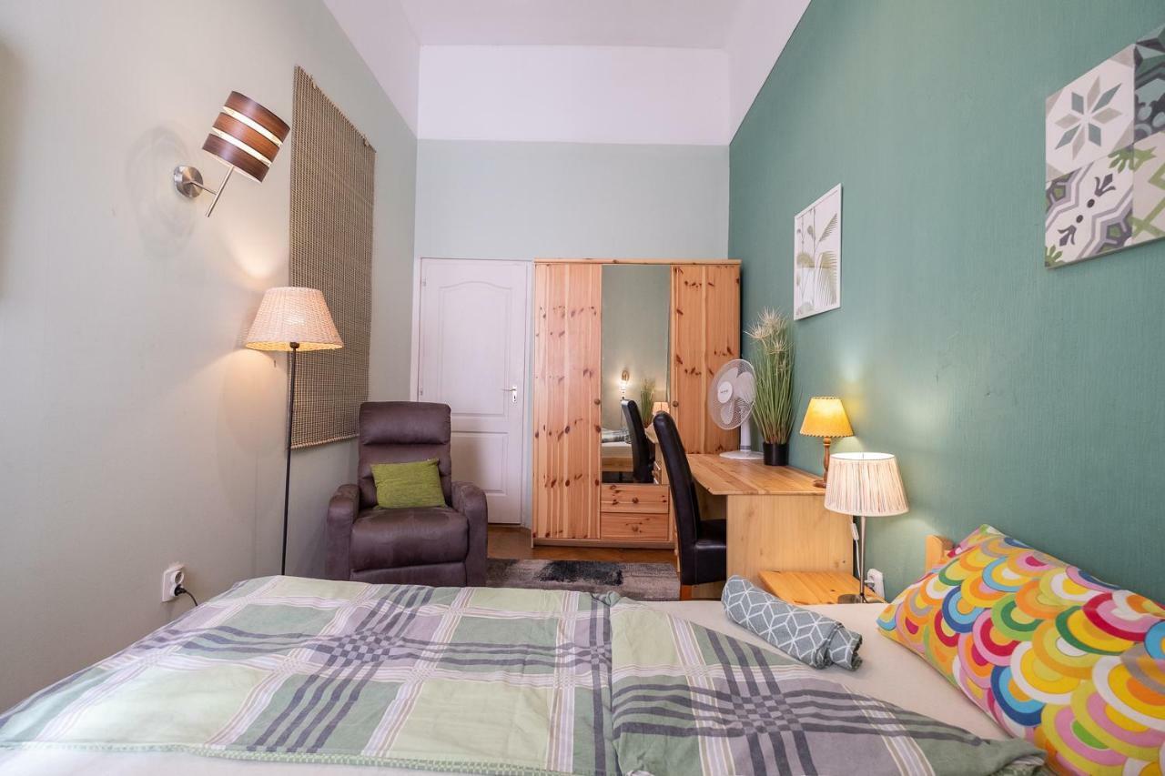 Pesto Hostel Budapeszt Zewnętrze zdjęcie