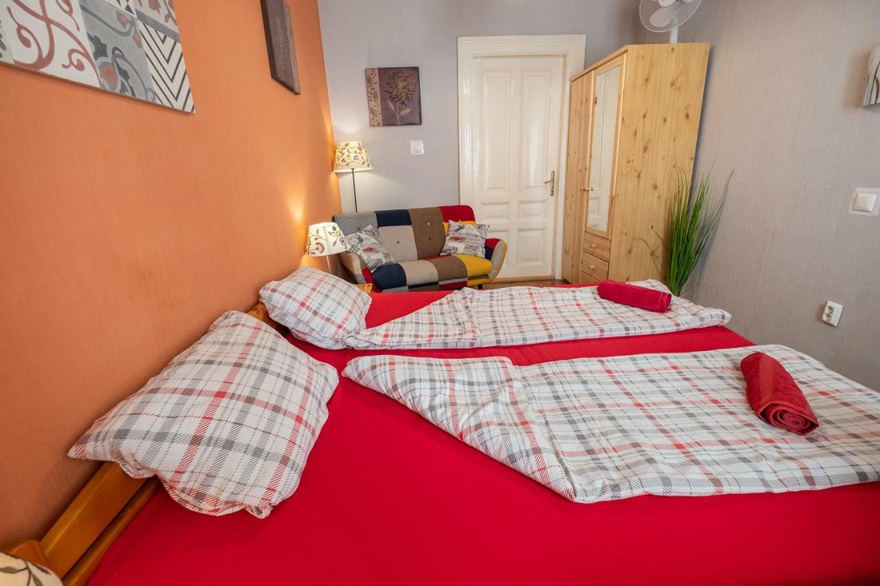 Pesto Hostel Budapeszt Zewnętrze zdjęcie